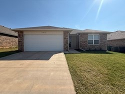 11016 NW 100th St, Yukon