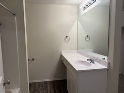 11016 NW 100th St, Yukon