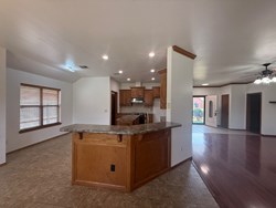 616 Morningside Dr, Yukon