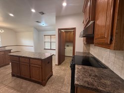 616 Morningside Dr, Yukon