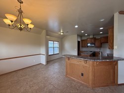 616 Morningside Dr, Yukon