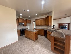 616 Morningside Dr, Yukon