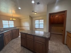 616 Morningside Dr, Yukon