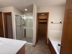616 Morningside Dr, Yukon
