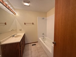 1940 Ives Way, Choctaw