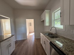 105 S Magnolia St, Crescent