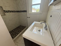 105 S Magnolia St, Crescent