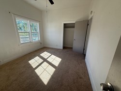 105 S Magnolia St, Crescent