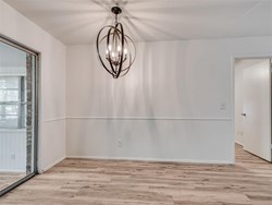 39 E 21st St, Edmond