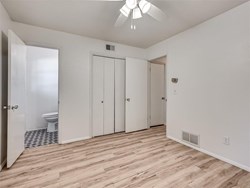39 E 21st St, Edmond