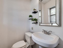 39 E 21st St, Edmond