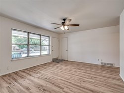 39 E 21st St, Edmond