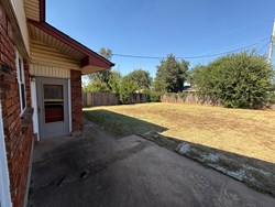 5813 NW 66th St, Warr Acres