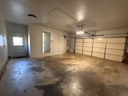 5813 NW 66th St, Warr Acres