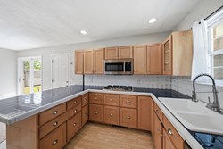 8936 E. 33 Pl., Tulsa