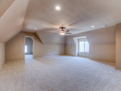 8680 E 105th Ct, Tulsa