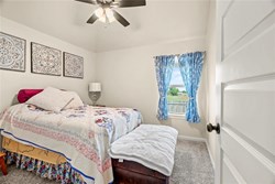 2253 N Payton Ct, Mustang