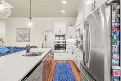 2253 N Payton Ct, Mustang