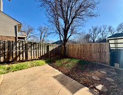 1622 Windhill Ave, Edmond