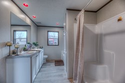 6658 Bratton Rd, Tulsa