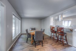 6712 E 51st Pl, Tulsa