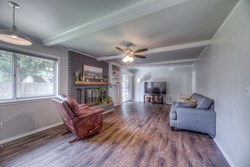 6712 E 51st Pl, Tulsa