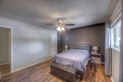 6712 E 51st Pl, Tulsa