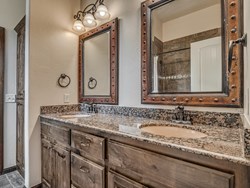 701 Tacoma Bridge Ct, Edmond