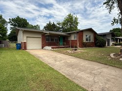 4511 E 45th St, Tulsa