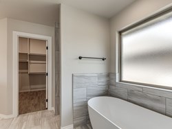 8401 Hazelwood Way, Edmond