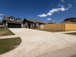 8401 Hazelwood Way, Edmond