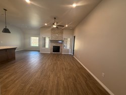 8401 Hazelwood Way, Edmond