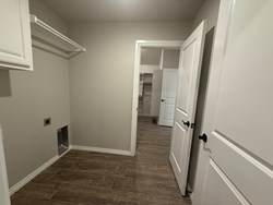 8401 Hazelwood Way, Edmond