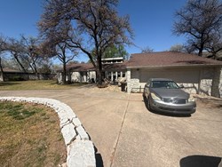 1925 Bunting Ct, Edmond