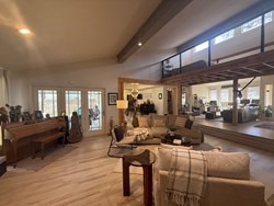 1925 Bunting Ct, Edmond