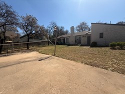 1925 Bunting Ct, Edmond