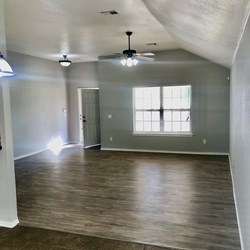 233 Spring Creek Rd, Oklahoma City