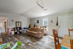 329374 E 936 Road, Luther