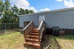 329374 E 936 Road, Luther