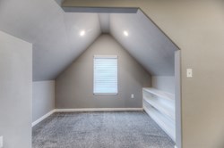 211 E 128th Pl S, Jenks
