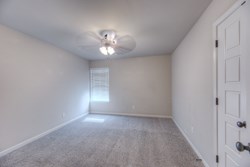 211 E 128th Pl S, Jenks
