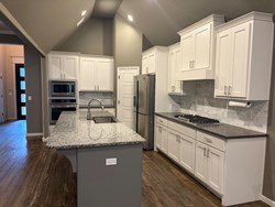 211 E 128th Pl S, Jenks