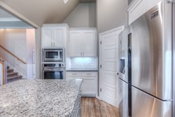 211 E 128th Pl S, Jenks
