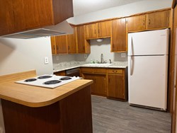 2616 Elwood Dr (MKT ONLY), Edmond