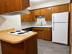 2616 Elwood Dr (MKT ONLY), Edmond