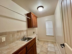 1604 Dorothy Dr, Moore