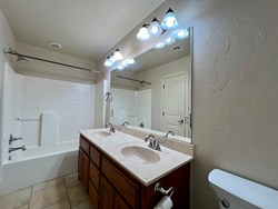 1604 Dorothy Dr, Moore