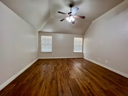 1604 Dorothy Dr, Moore