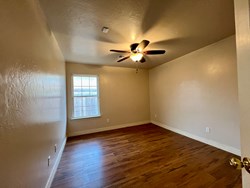 1604 Dorothy Dr, Moore