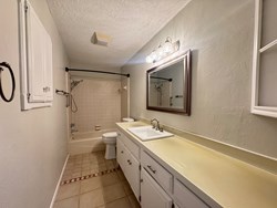 905 Rambling Oaks Dr, Norman
